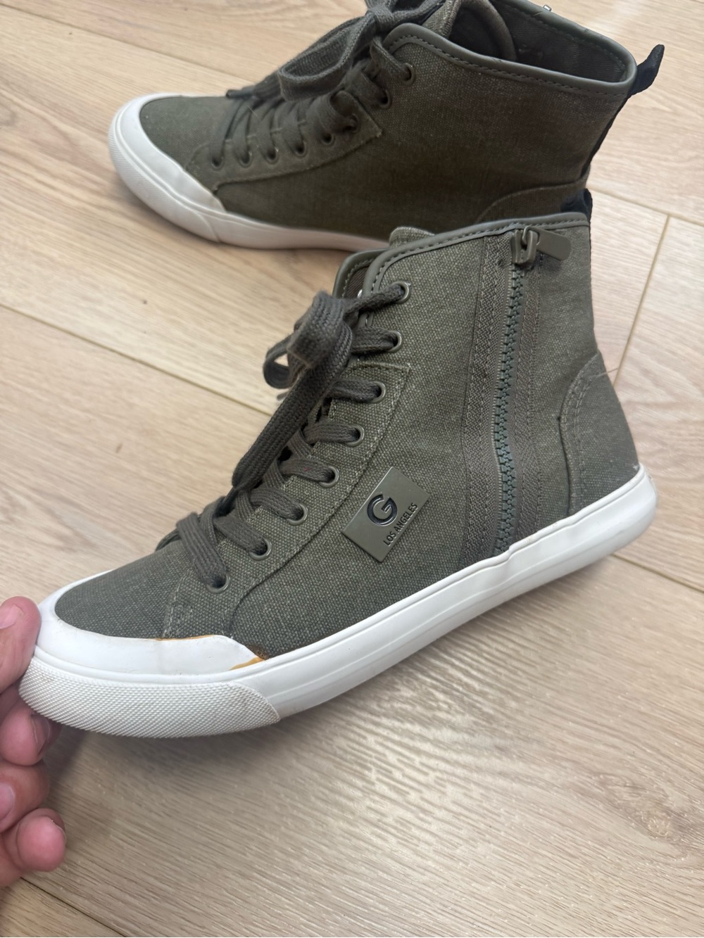 Guess Los Angeles Canvas Sneakers
G Gorlia2 Green Size 8.5 - Picture 7 of 10
